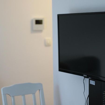 Delta Studio Apartman Ποντγορίτσα Εξωτερικό φωτογραφία