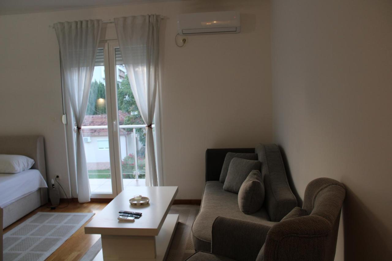 Delta Studio Apartman Ποντγορίτσα Εξωτερικό φωτογραφία